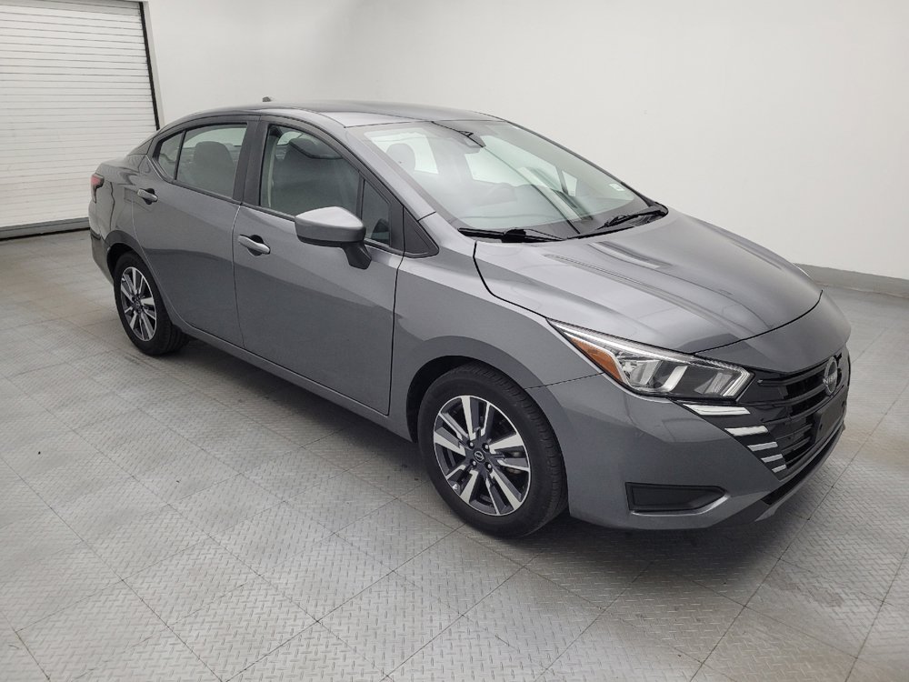 Used 2023 Nissan Versa SV FWD image 11