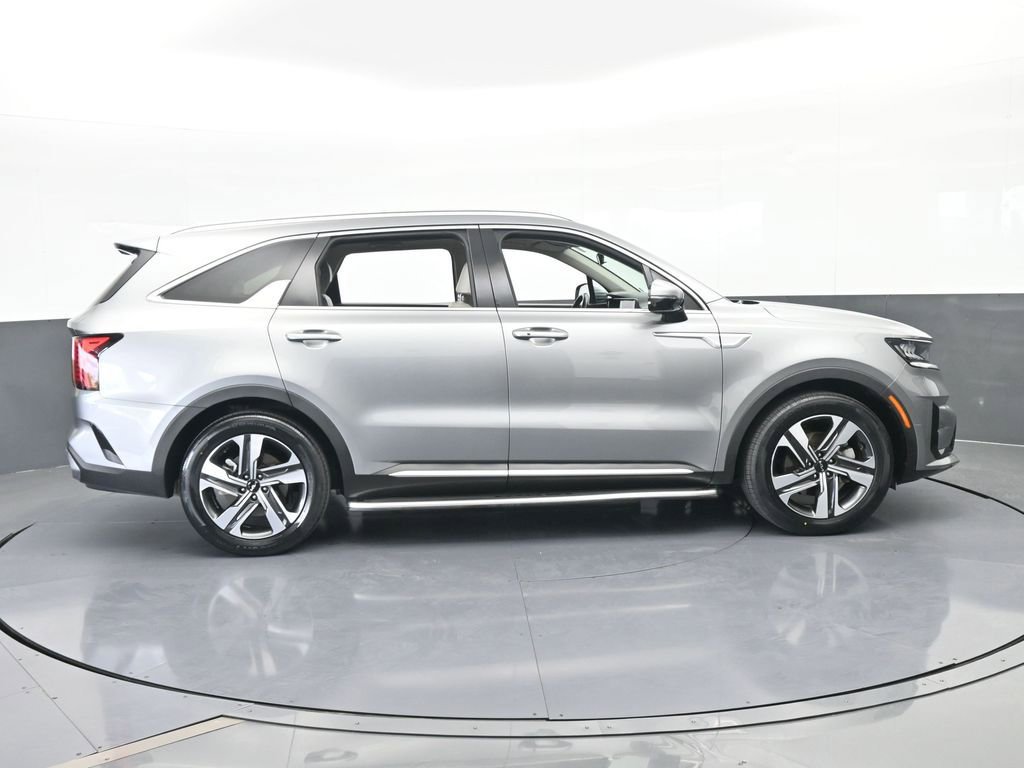 Used 2022 Kia Sorento EX w/ Panoramic Sunroof Package image 7
