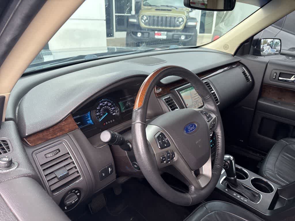 Used 2019 Ford Flex Limited FWD image 5