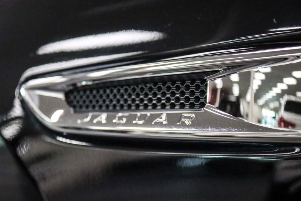 Used 2018 Jaguar F-PACE Prestige AWD/4WD image 14