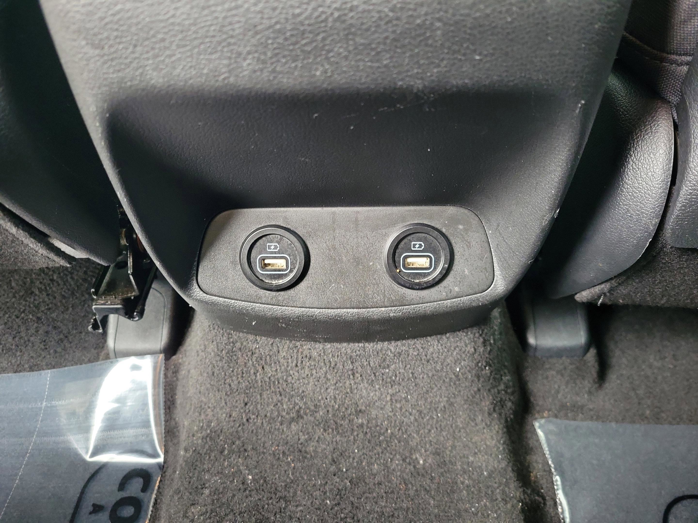 Certified 2023 Hyundai Santa Fe SE image 12