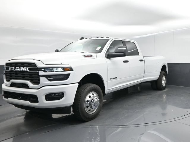 New 2026 RAM 3500 Big Horn AWD/4WD image 4