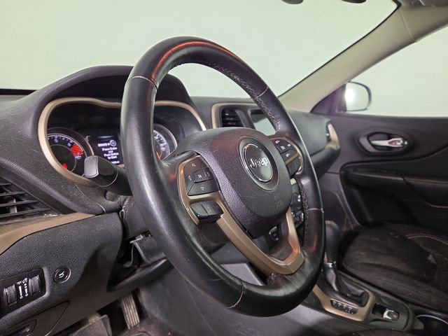 Used 2016 Jeep Cherokee 75th Anniversary AWD/4WD image 14