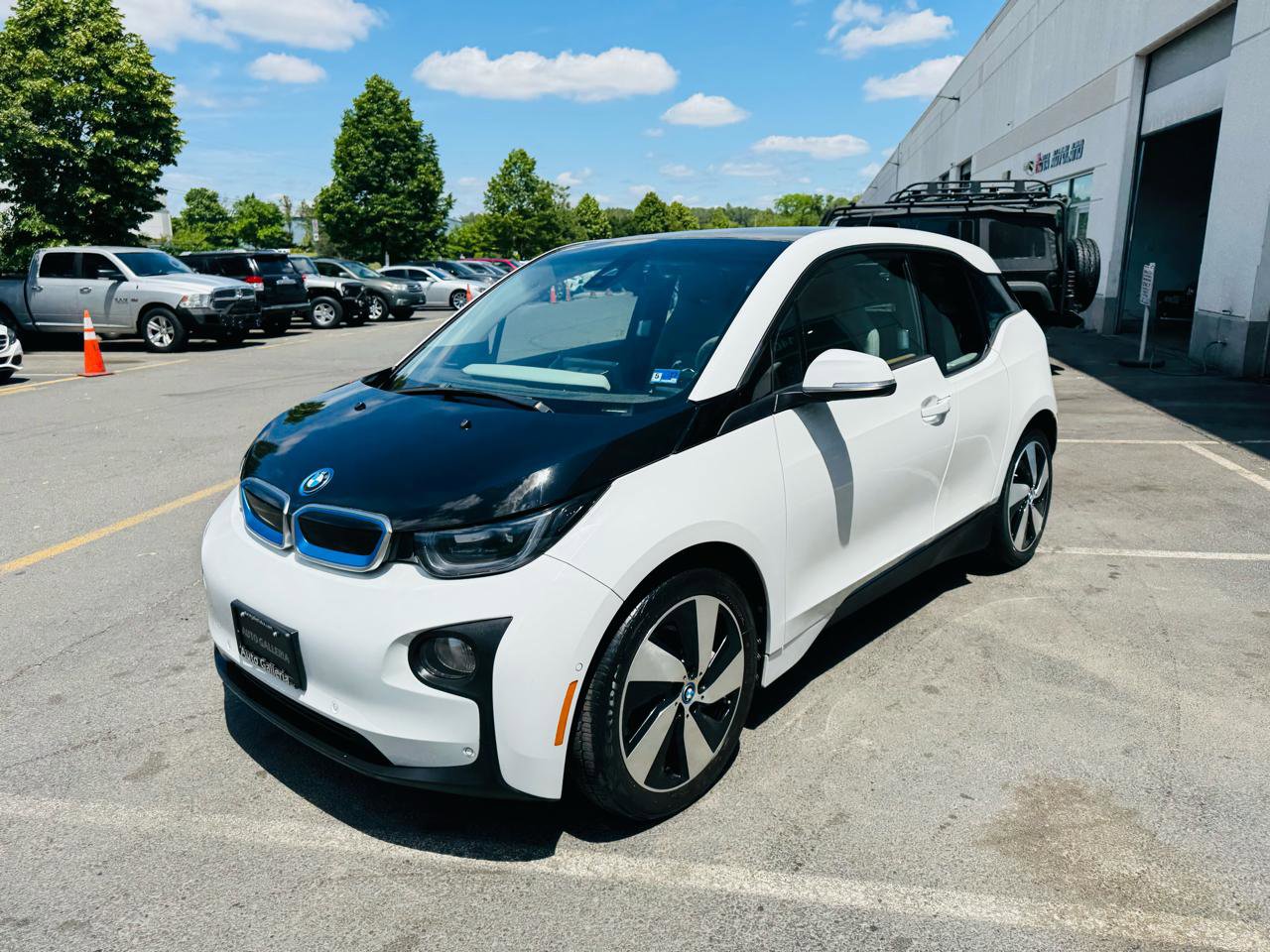 Used 2015 BMW i3 RWD image 29