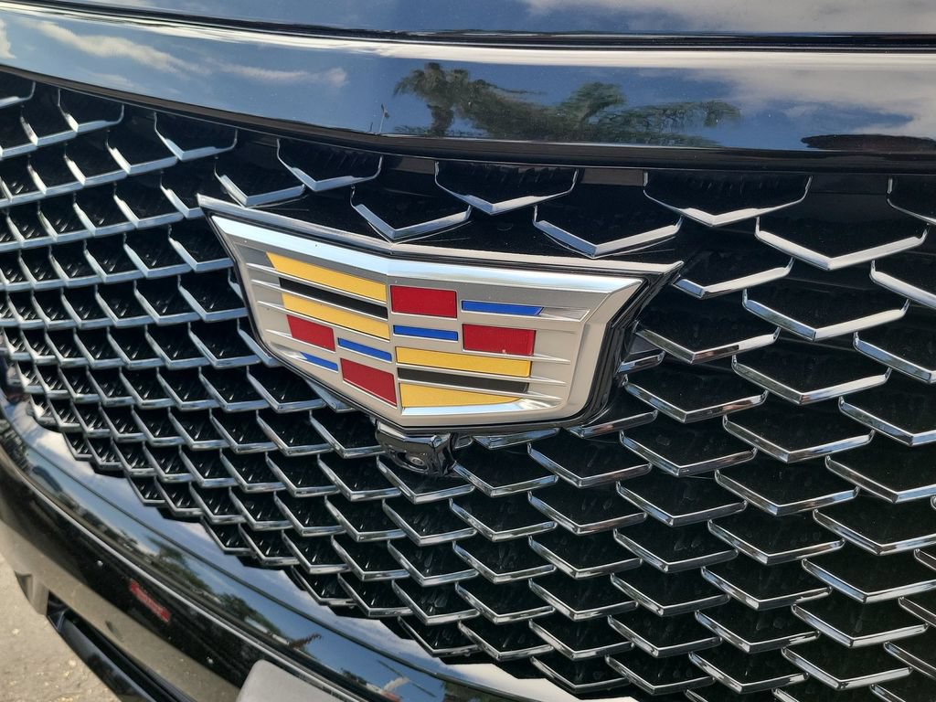 Certified 2025 Cadillac Escalade ESV Sport AWD/4WD image 31