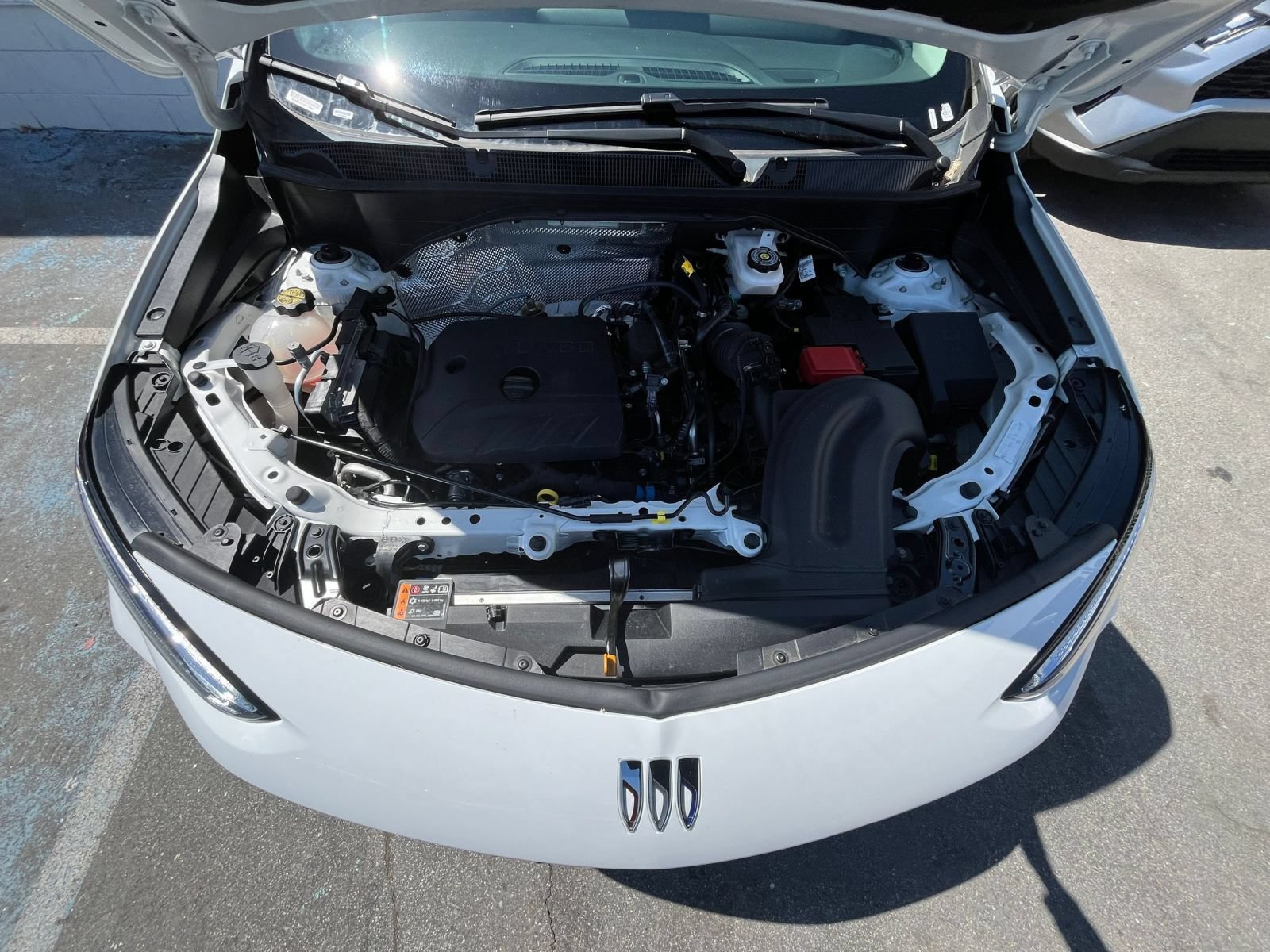 Used 2025 Buick Encore GX Preferred FWD image 31