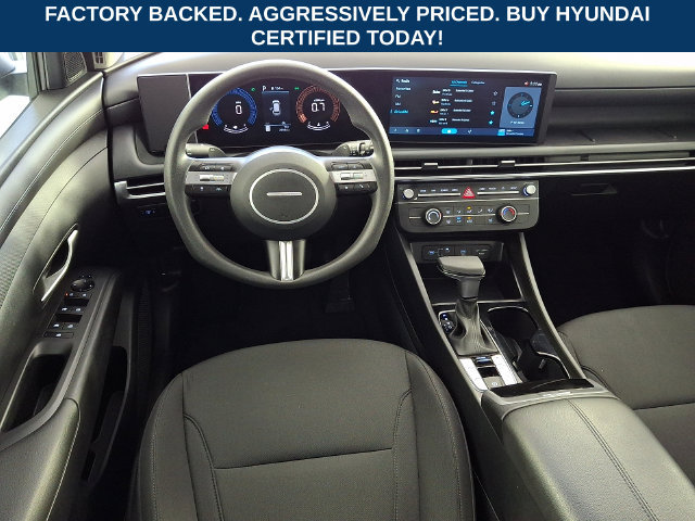 Certified 2025 Hyundai Tucson SE FWD image 13