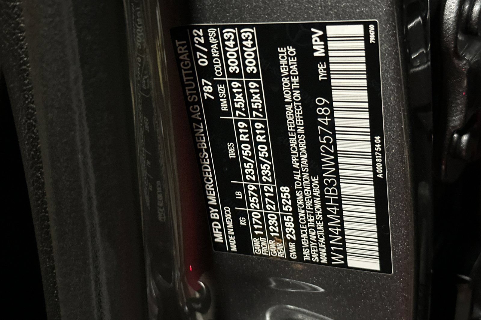 Certified 2022 Mercedes-Benz GLB 250 4MATIC image 38