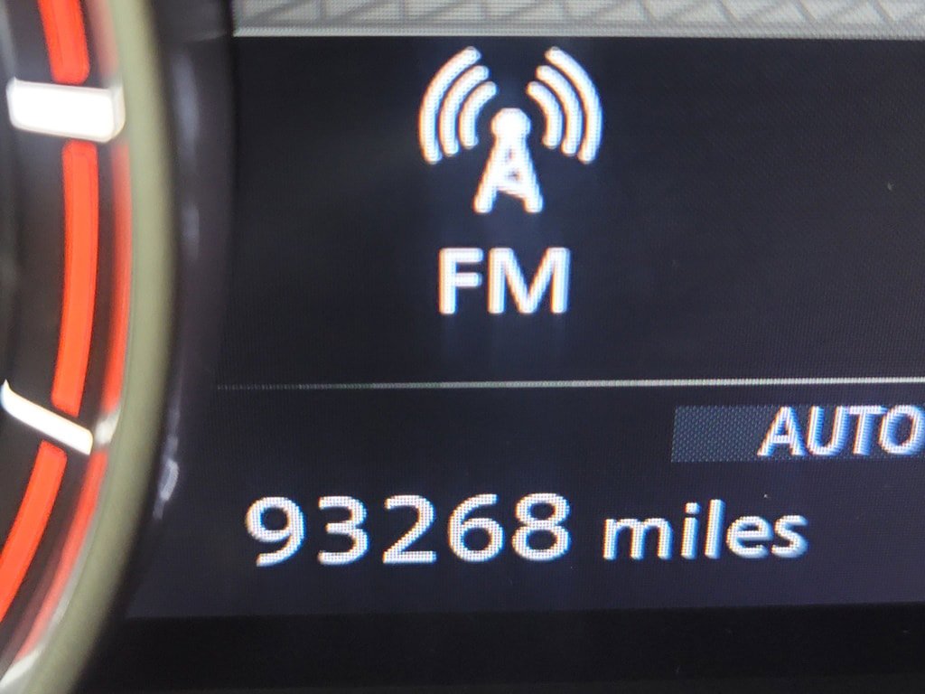 Used 2021 Nissan Rogue SV w/ Premium Package image 17