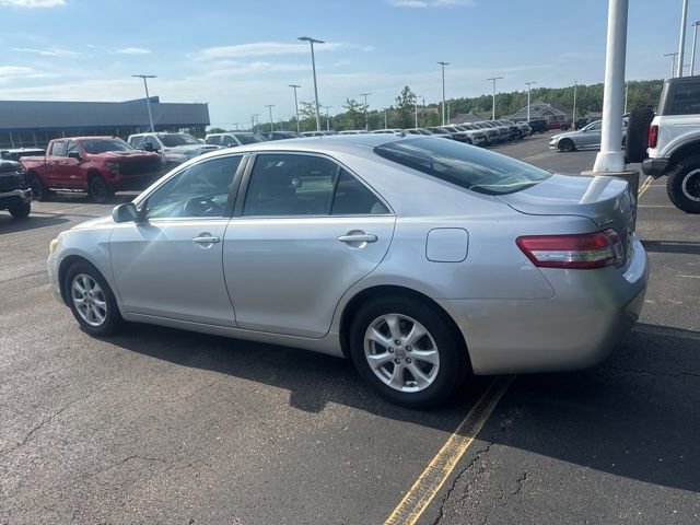 Used 2010 Toyota Camry FWD image 3