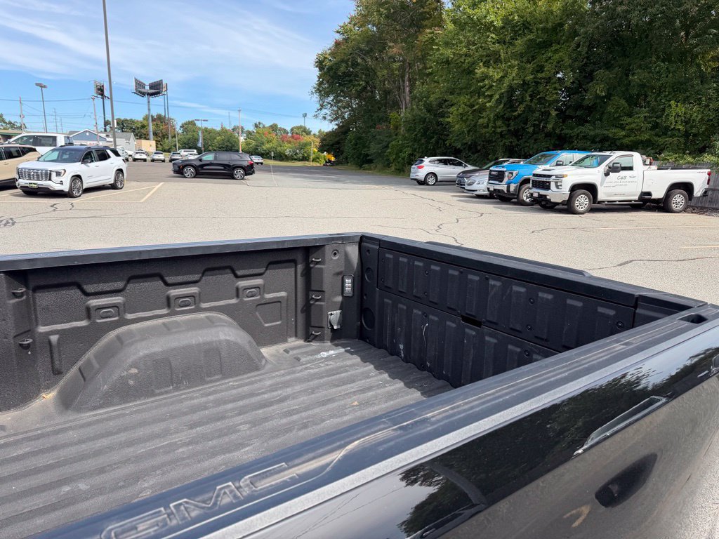 Used 2023 GMC Sierra 1500 Denali w/ Denali Reserve Package AWD/4WD image 8
