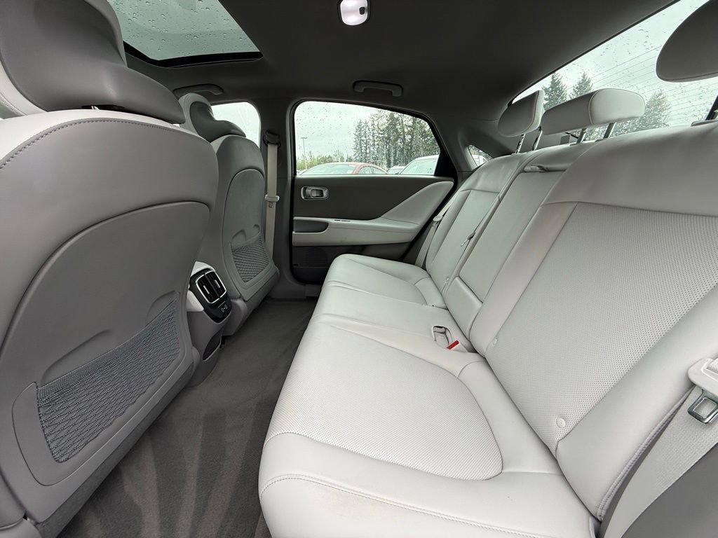 Certified 2025 Hyundai Ioniq 6 Limited RWD image 6