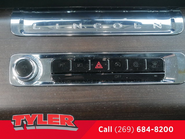 Used 2025 Lincoln Aviator Reserve w/ Equipment Group 201A AWD/4WD image 32