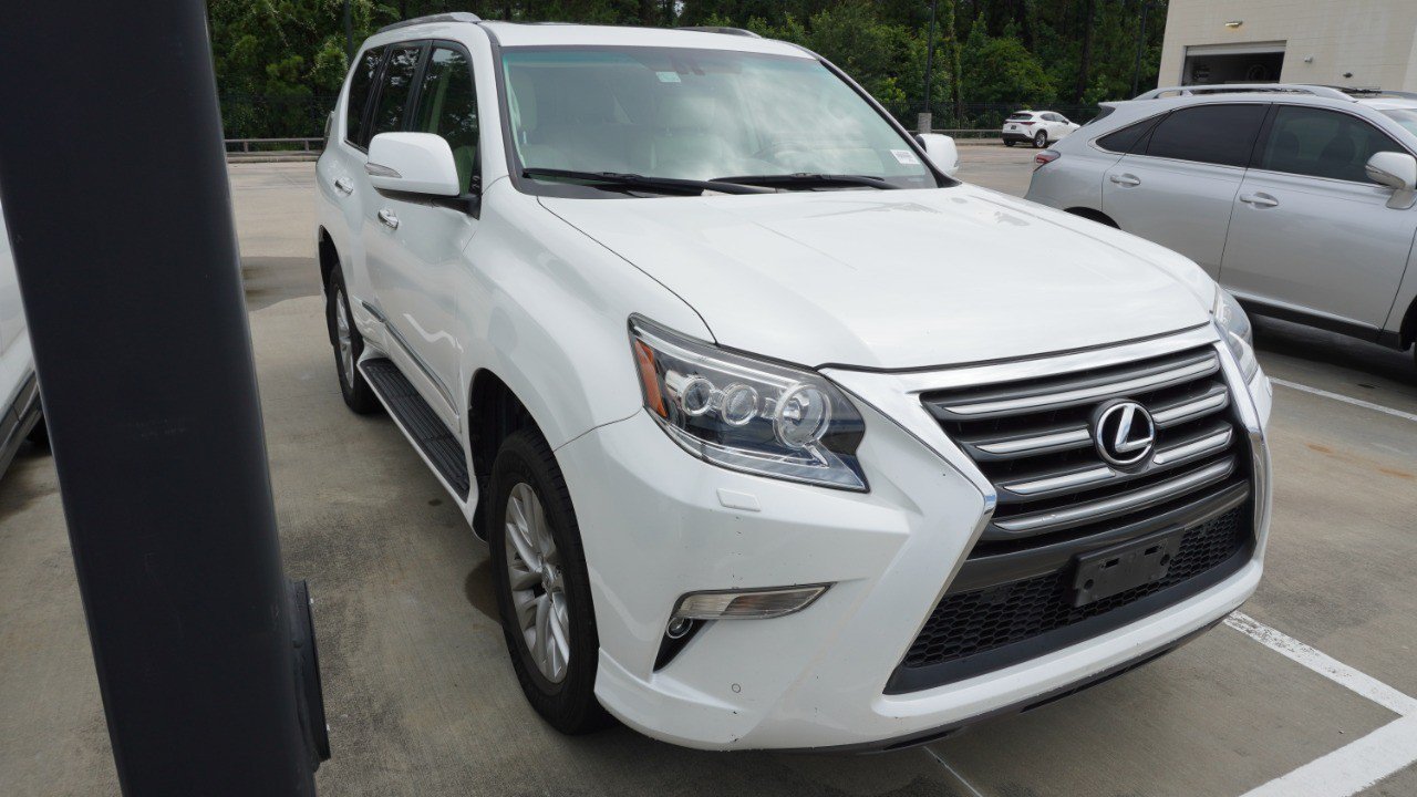 Used 2017 Lexus GX 460 Premium AWD/4WD image 3