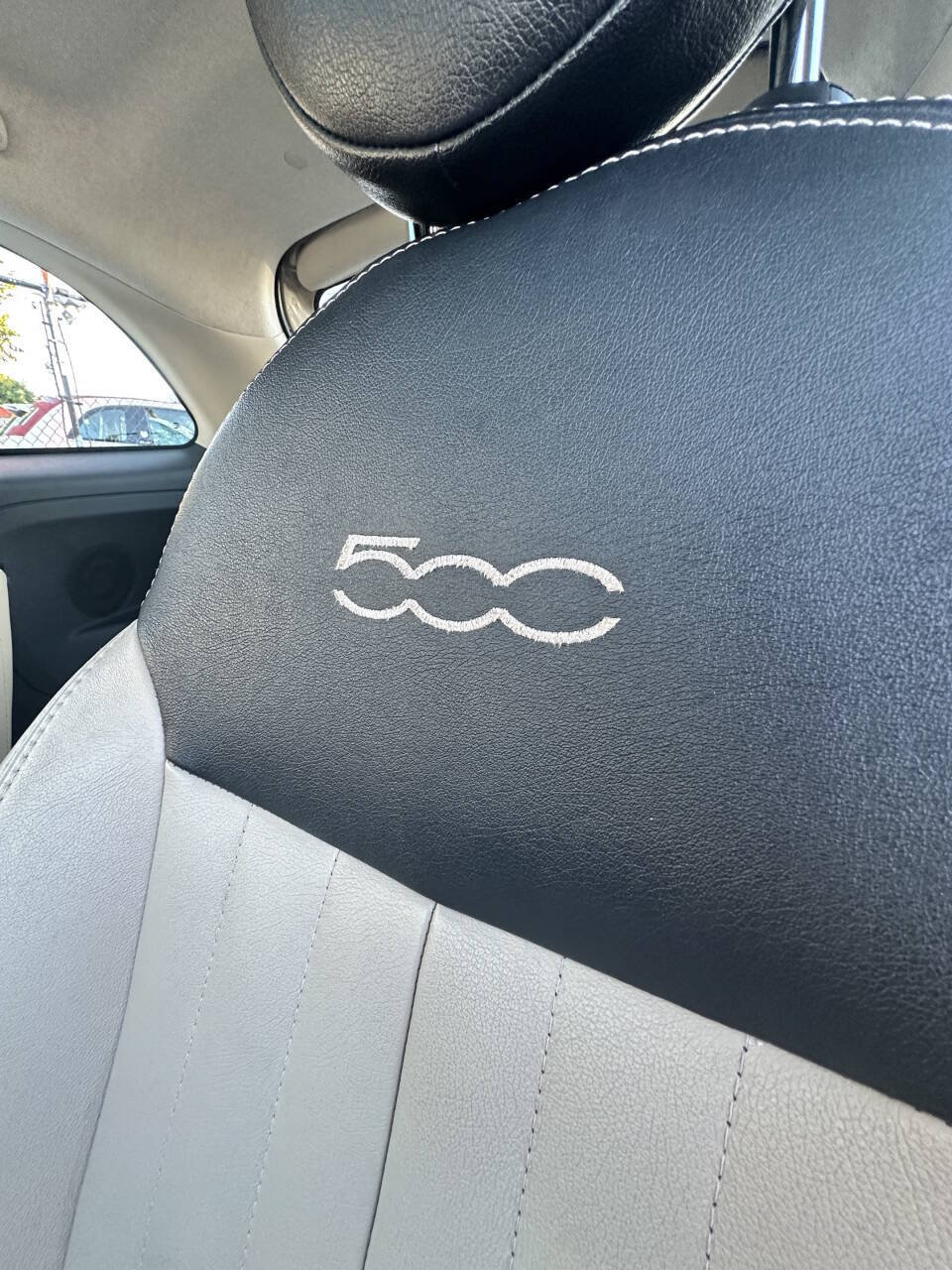 Used 2012 FIAT 500 Lounge w/ Convenience Group FWD image 21