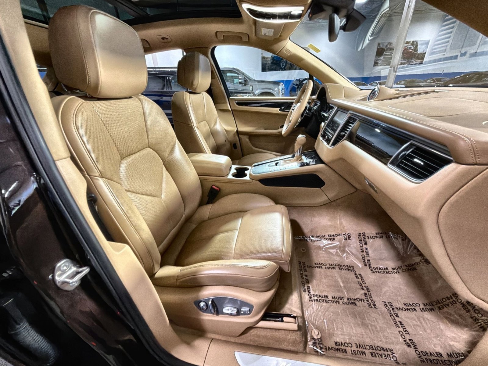 Used 2016 Porsche Macan S image 26