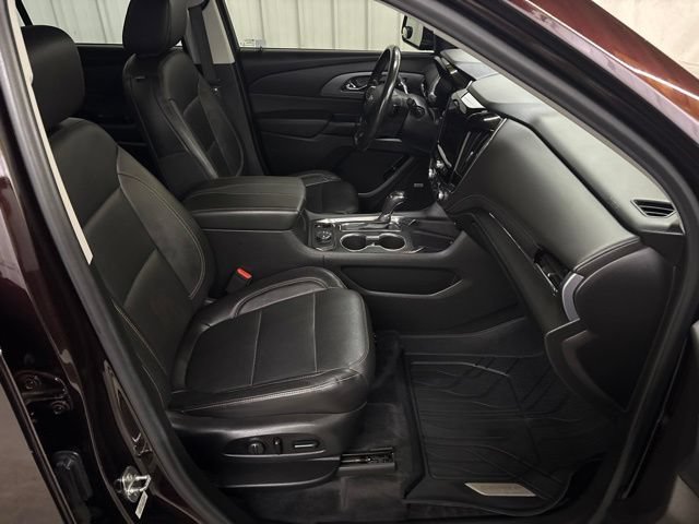 Used 2020 Chevrolet Traverse Premier w/ LPO, Floor Liner Package FWD image 30