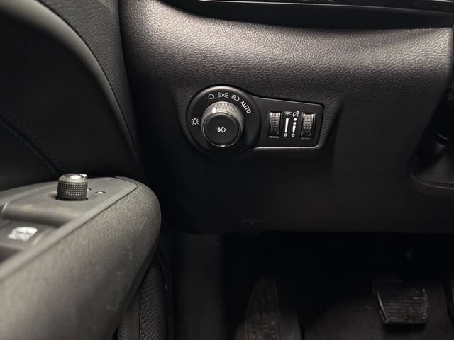 New 2026 Jeep Compass Latitude AWD/4WD image 31