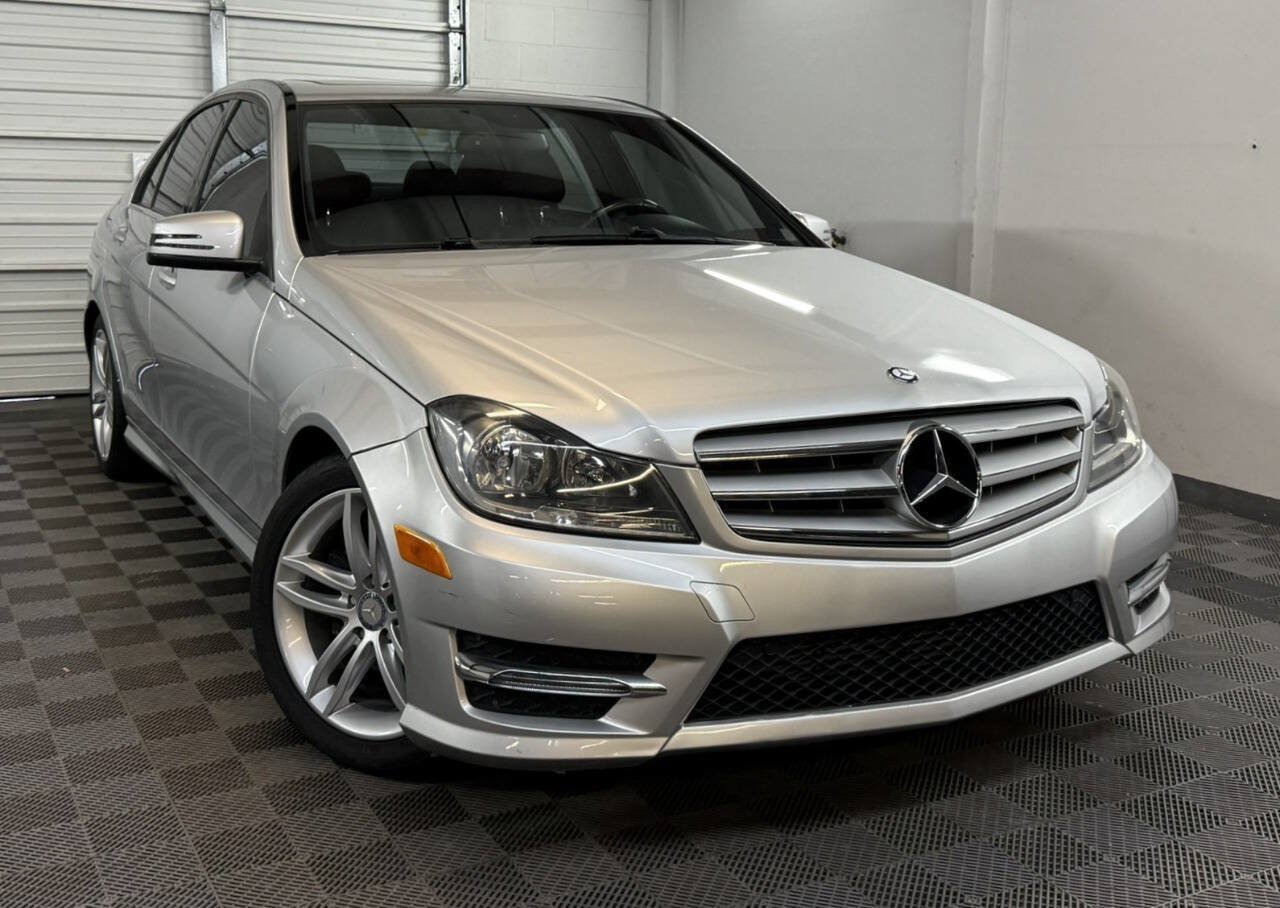 Used 2013 Mercedes-Benz C 250 Sedan image 1