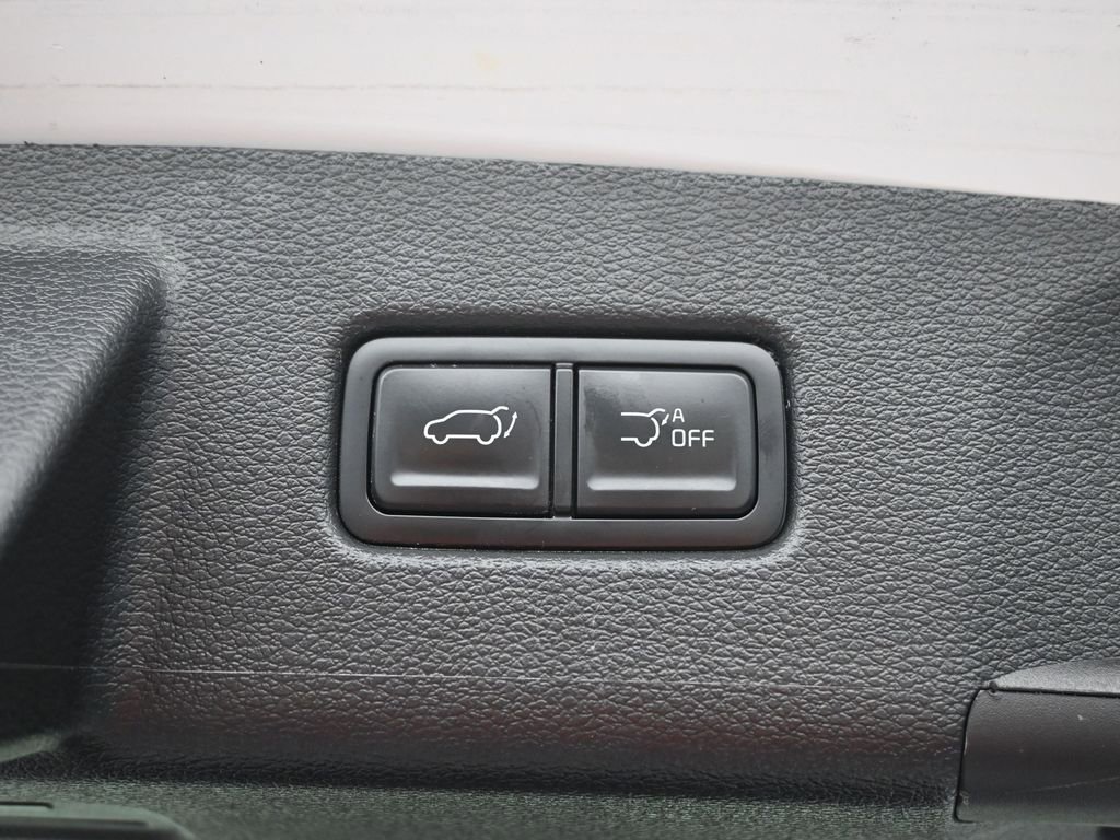 Used 2025 Kia Telluride S image 32