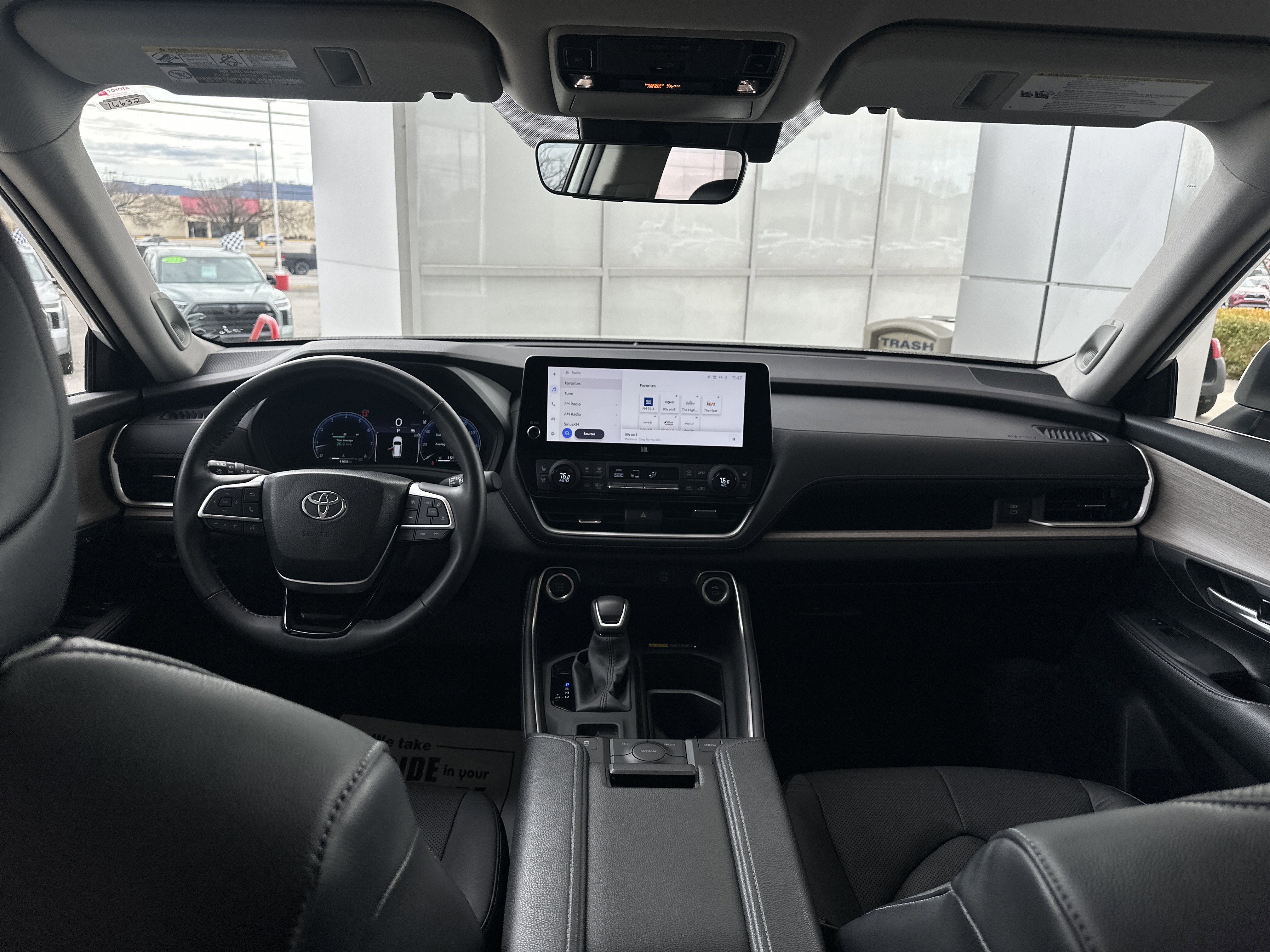 Certified 2024 Toyota Grand Highlander AWD image 24