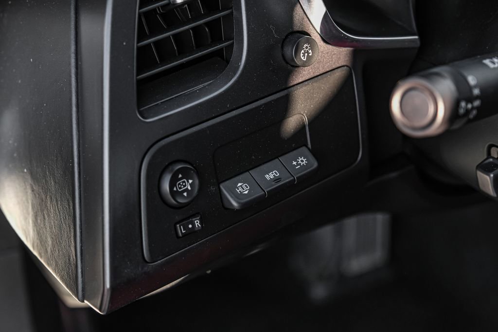 Used 2015 Chevrolet Corvette Stingray Coupe w/ 3LT Preferred Equipment Group RWD image 26