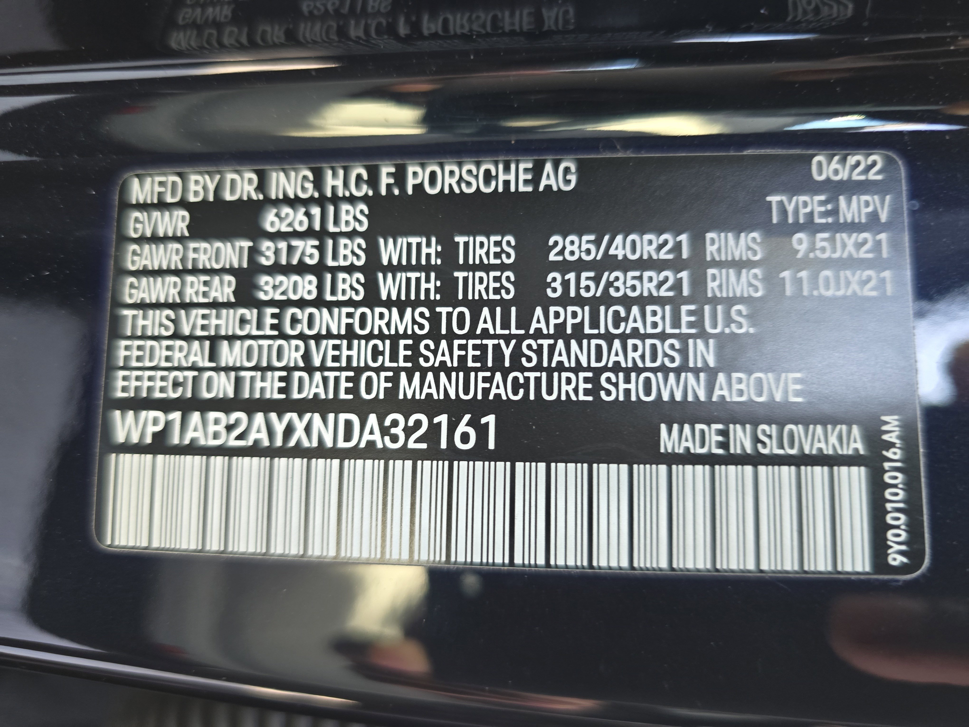 Used 2022 Porsche Cayenne S image 34