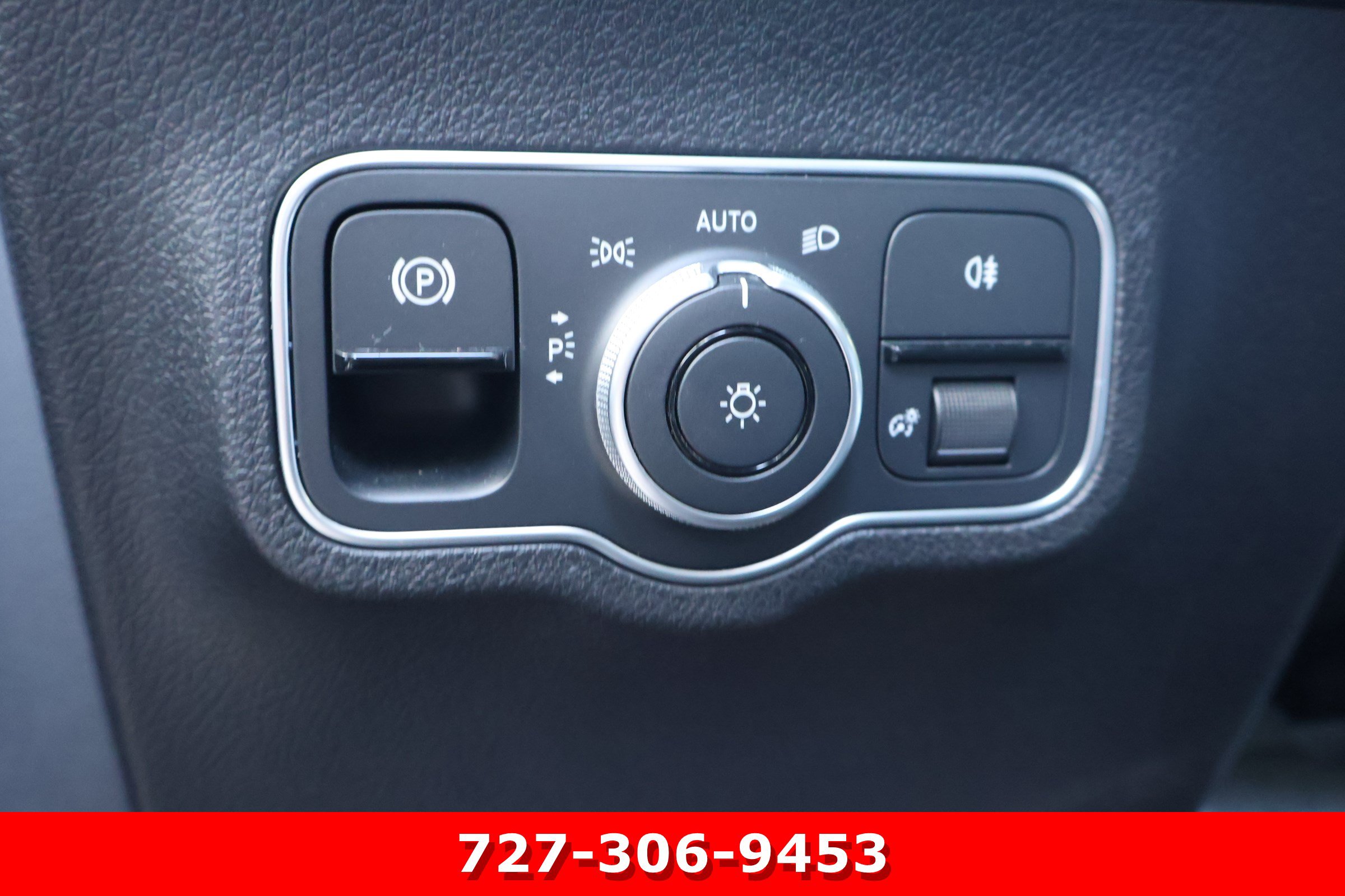 Certified 2024 Mercedes-Benz GLB 250 image 23