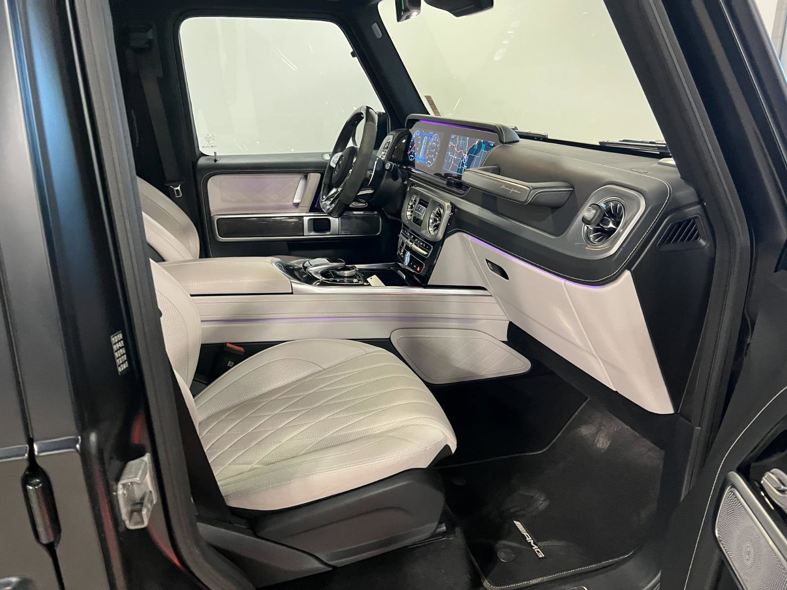 Used 2024 Mercedes-Benz G 63 AMG 4MATIC image 39