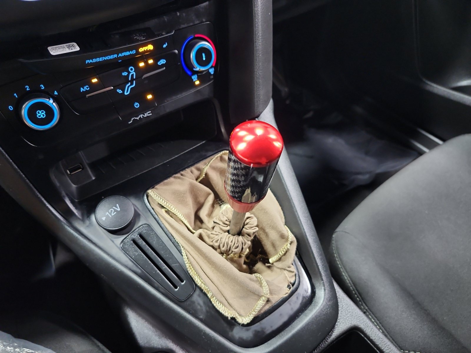 Used 2018 Ford Focus S FWD image 19