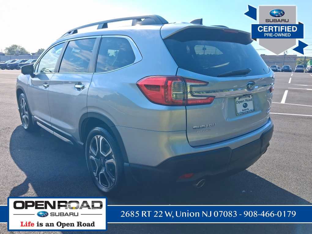 Used 2023 Subaru Ascent Touring AWD/4WD image 5