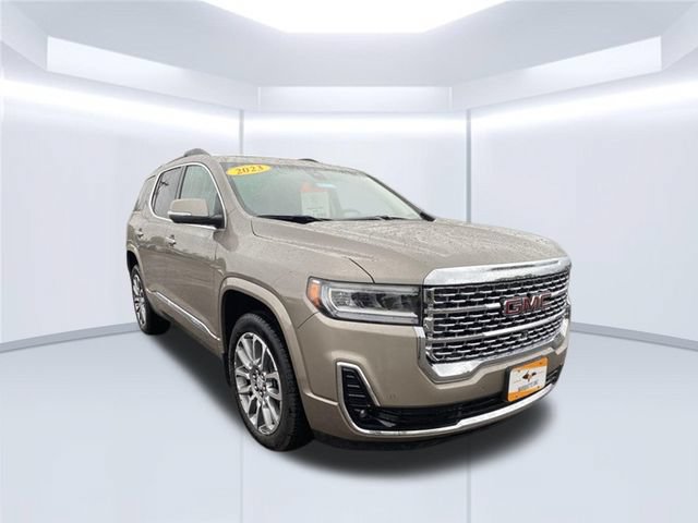 Used 2023 GMC Acadia Denali w/ Denali Ultimate Package AWD/4WD image 2