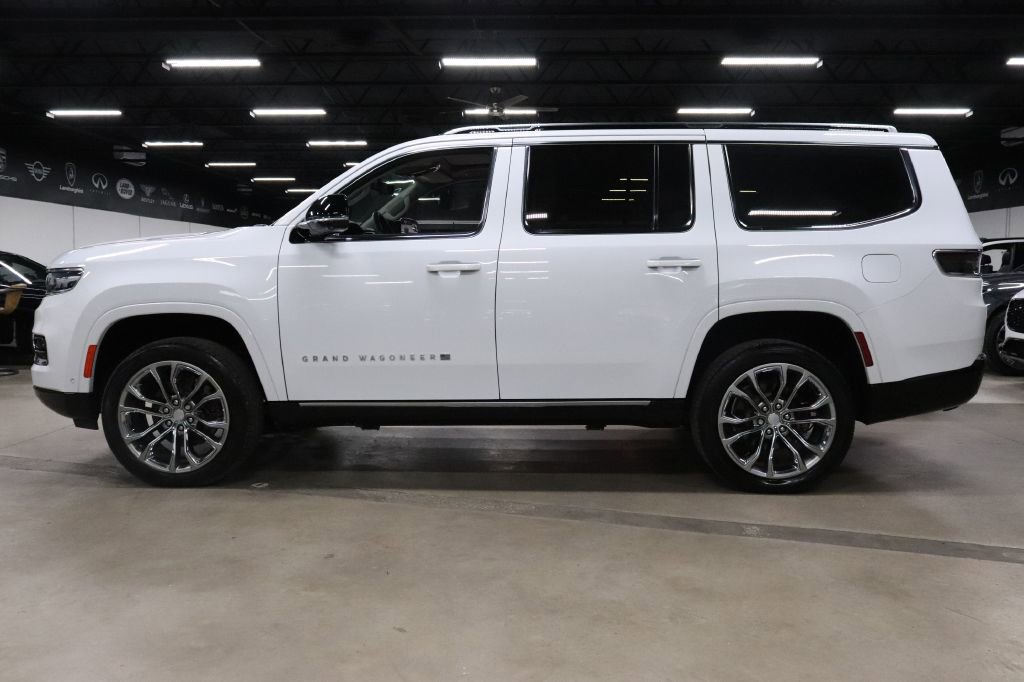 Used 2023 Jeep Grand Wagoneer Series II w/ Premium Group II image 2