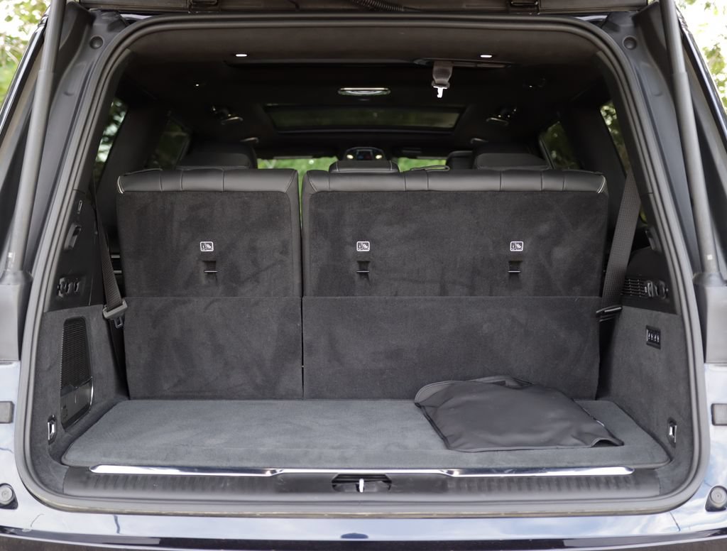 Used 2024 Jeep Grand Wagoneer Series II Obsidian w/ Quick Order Packagew 28T AWD/4WD image 45