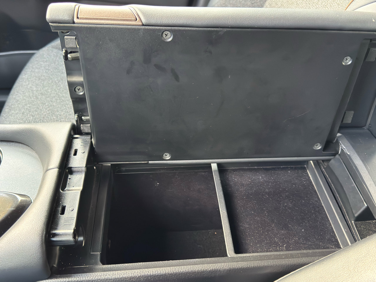 Used 2024 Toyota Crown XLE image 32