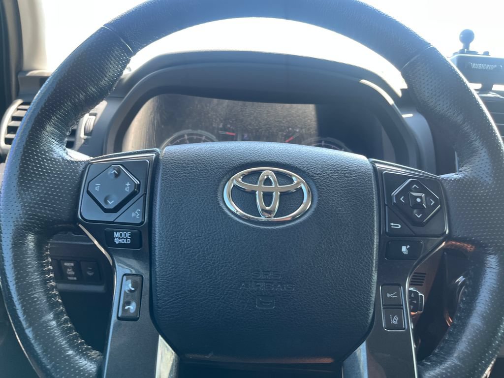 Used 2023 Toyota 4Runner TRD Off-Road Premium AWD/4WD image 44