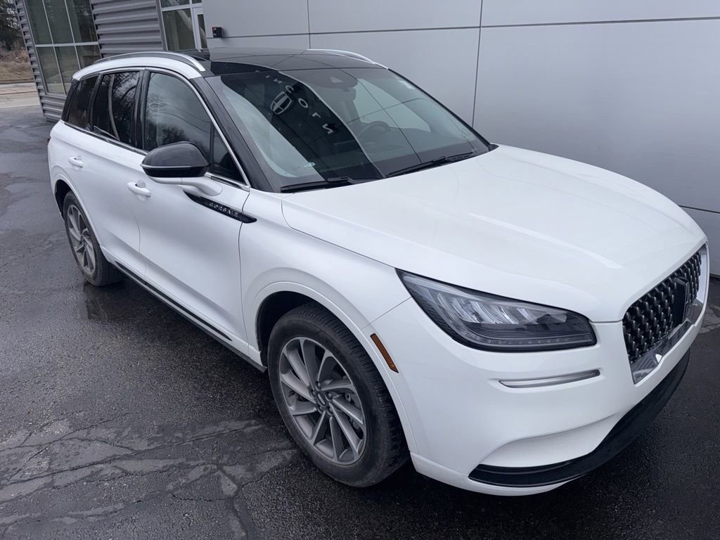 Certified 2022 Lincoln Corsair Grand Touring image 6