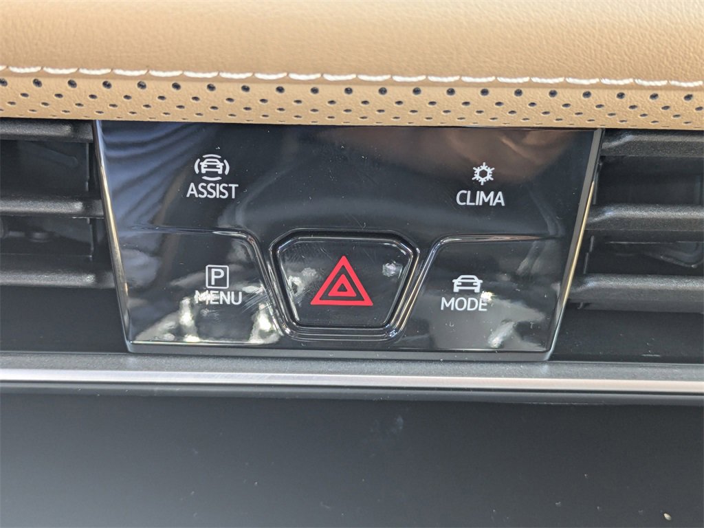 New 2026 Volkswagen Atlas Cross Sport SE image 37