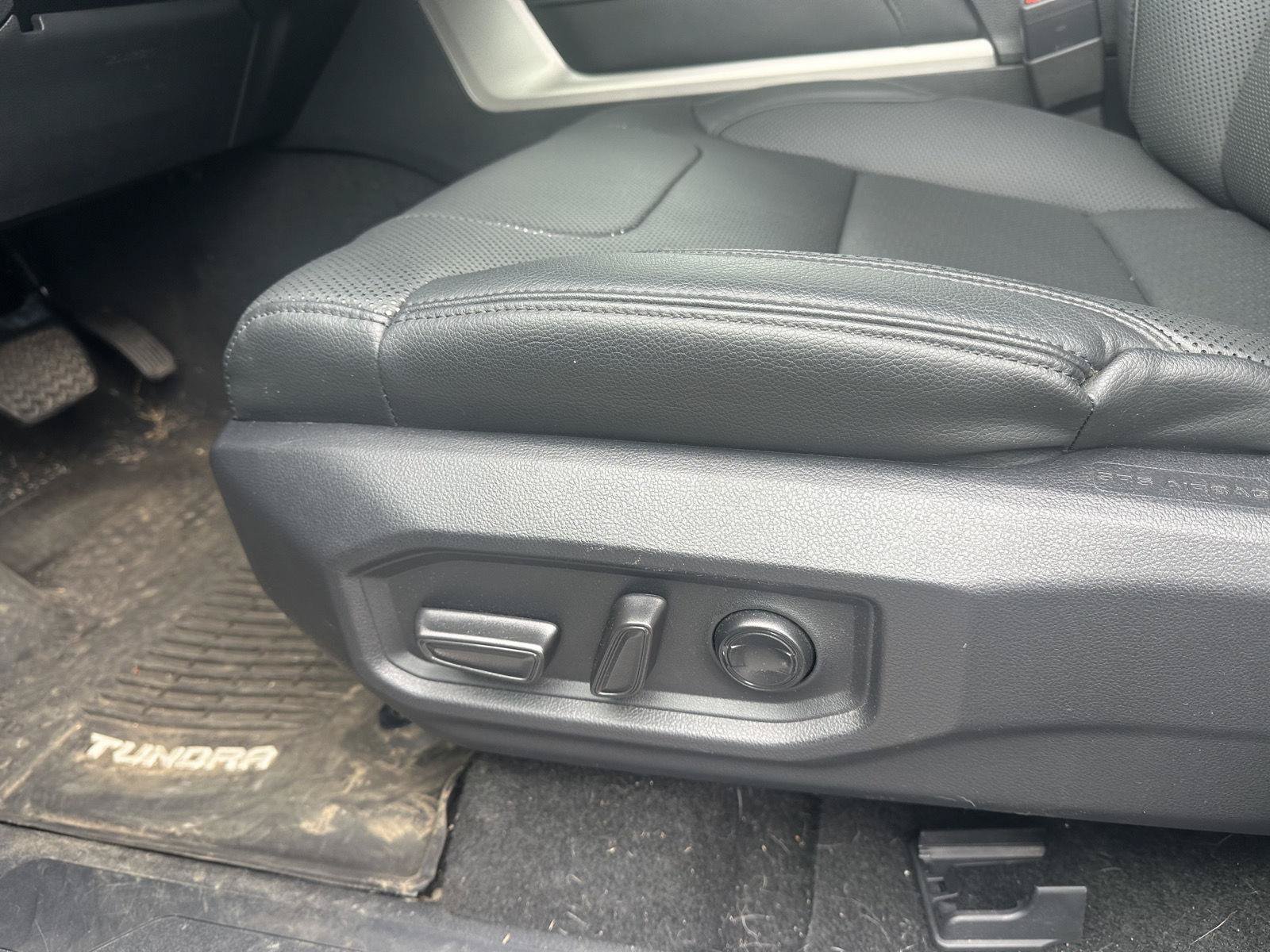 Used 2023 Toyota Tundra Limited AWD/4WD image 10