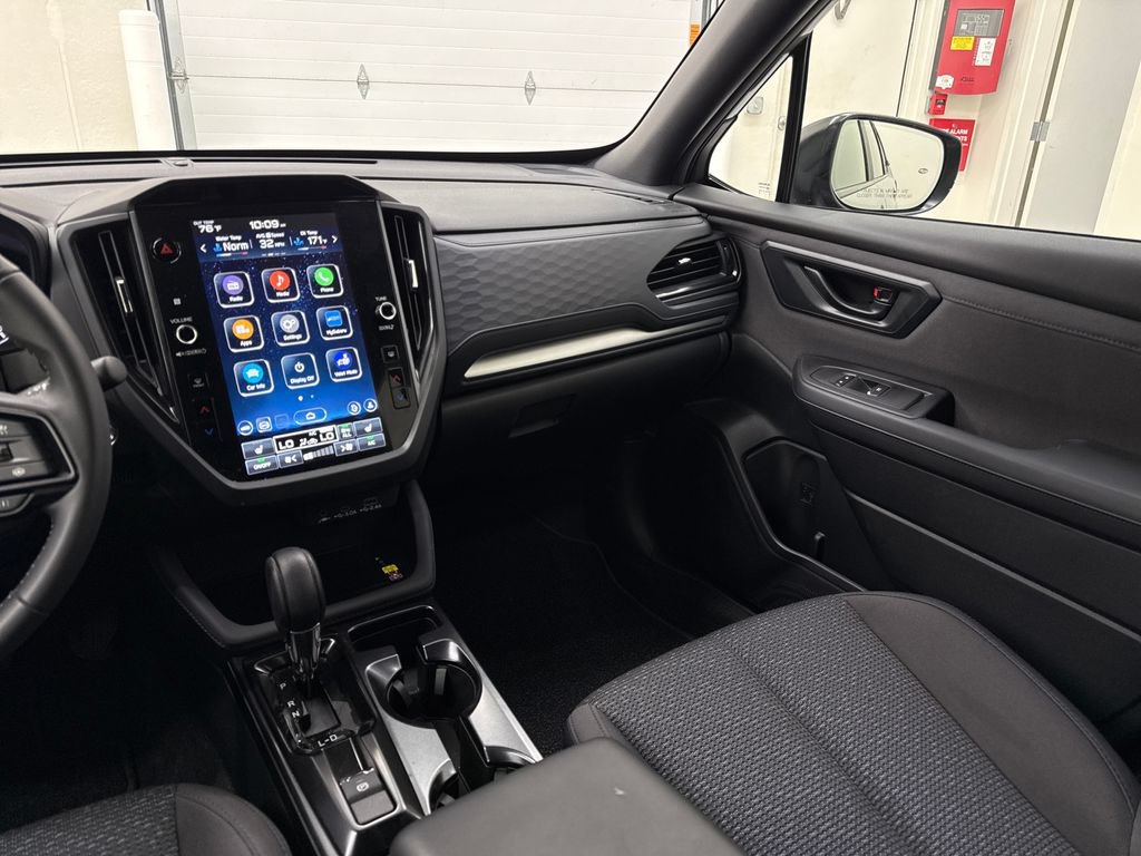 Used 2026 Subaru Forester Premium AWD/4WD image 16