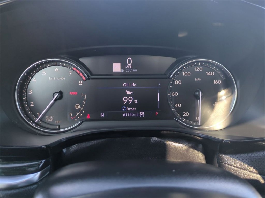 Used 2022 Cadillac XT5 Premium Luxury w/ LPO, ONYX Package image 11