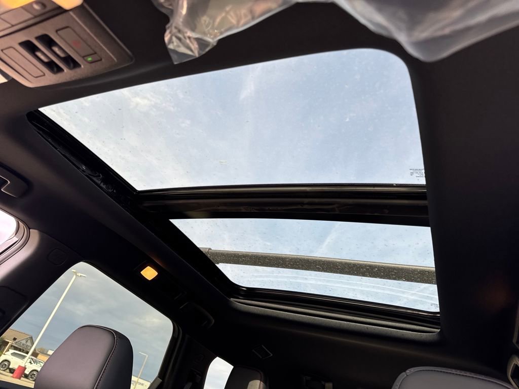 New 2026 Nissan Pathfinder Rock Creek w/ Rock Creek Premium Package image 19