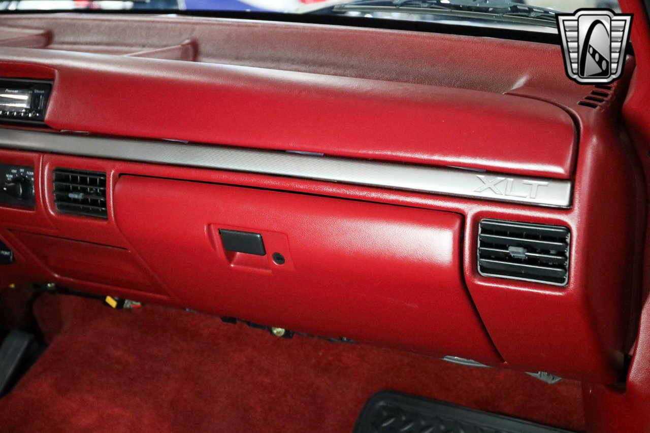 Used 1994 Ford Bronco image 25