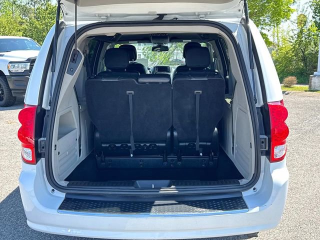 Used 2020 Dodge Grand Caravan SXT FWD image 14