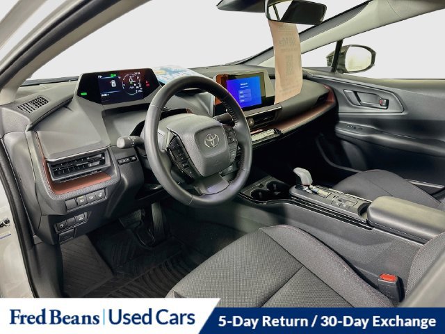 Used 2024 Toyota Prius Prime FWD image 13