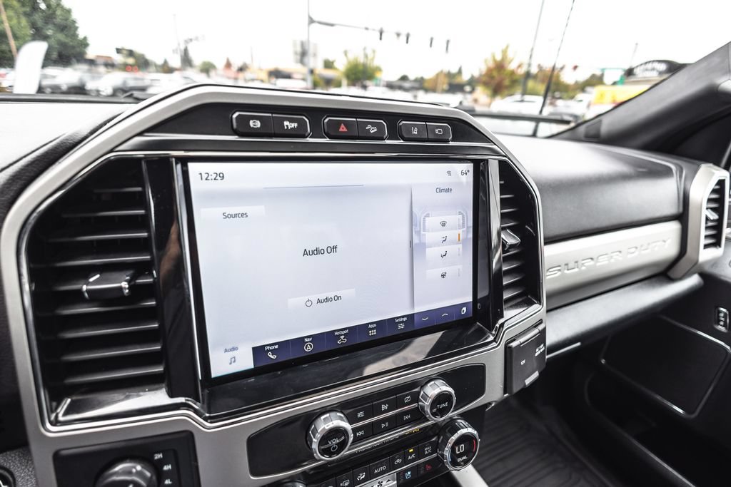 Used 2022 Ford F350 Lariat w/ Lariat Ultimate Package AWD/4WD image 15