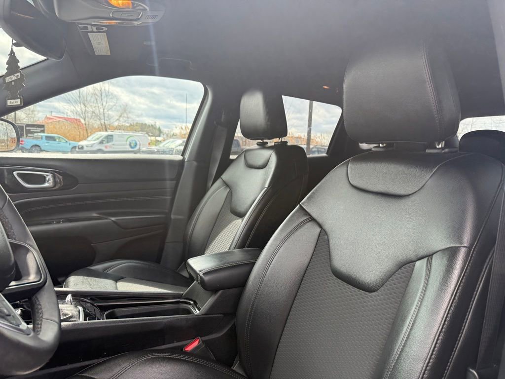 Used 2022 Jeep Compass Altitude image 5