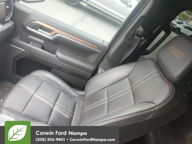 Used 2022 Chevrolet Silverado 1500 High Country AWD/4WD image 27