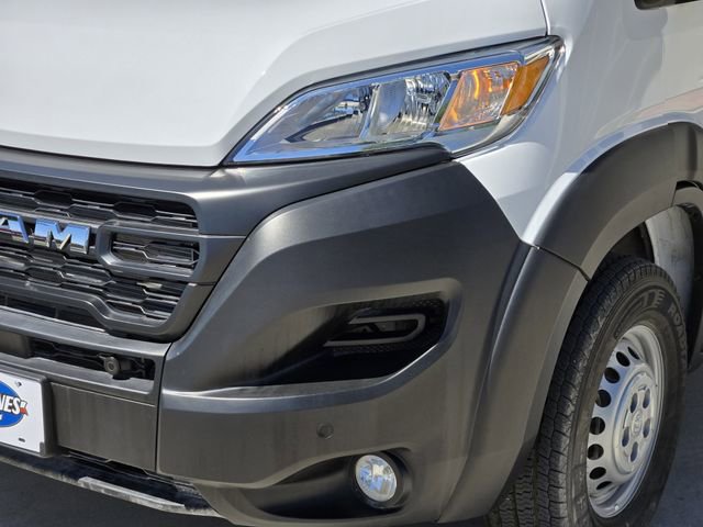 Used 2025 RAM ProMaster 2500 w/ Crew Van Package image 9