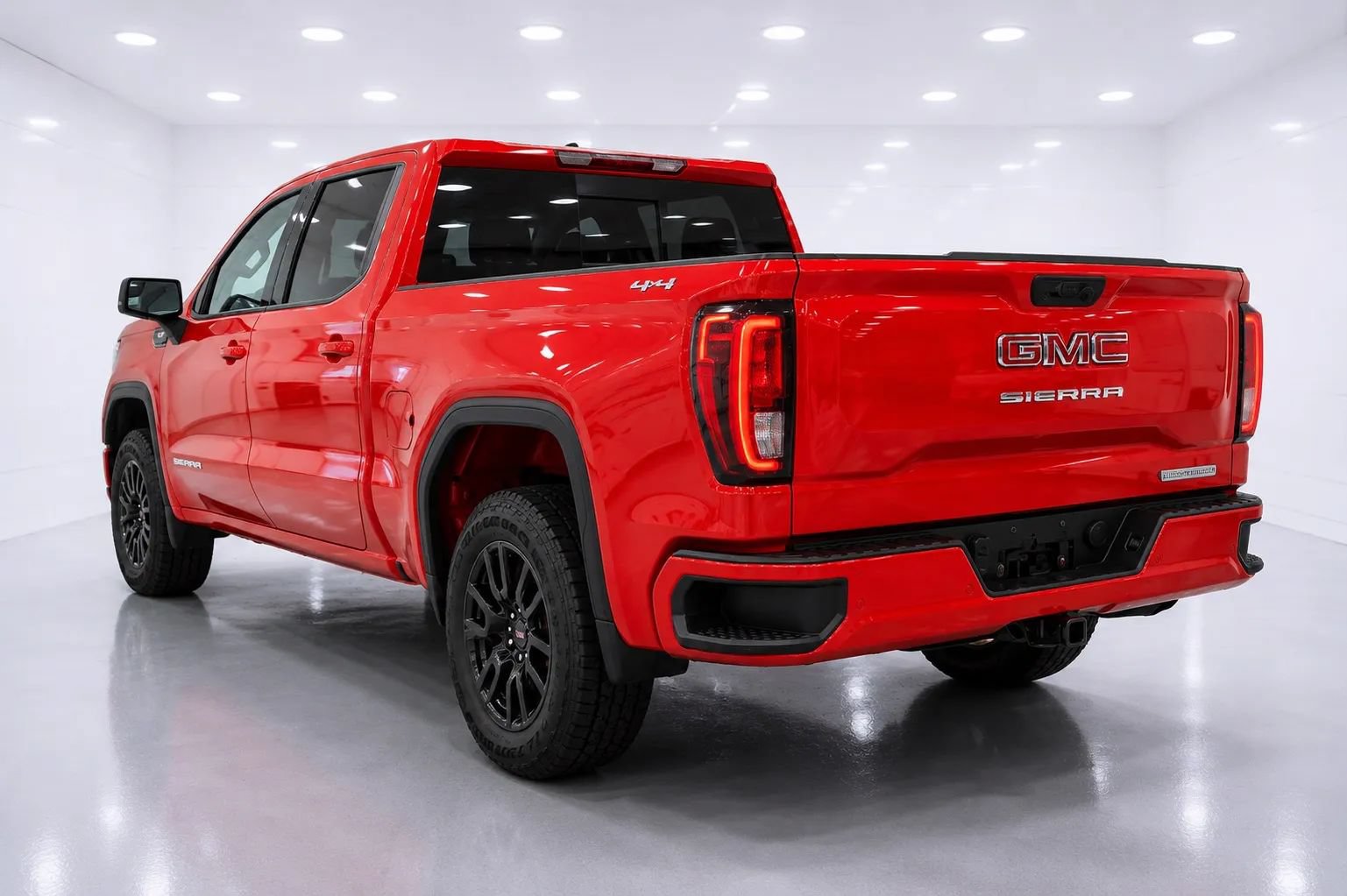 Used 2025 GMC Sierra 1500 Elevation w/ Preferred Package RWD image 3